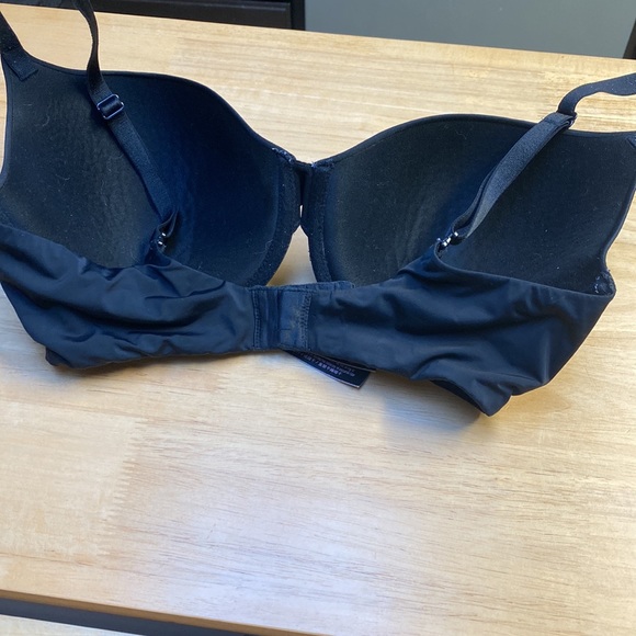 Victoria Secret t-shirt lightly lined Demi sz 34 DD - Picture 5 of 5